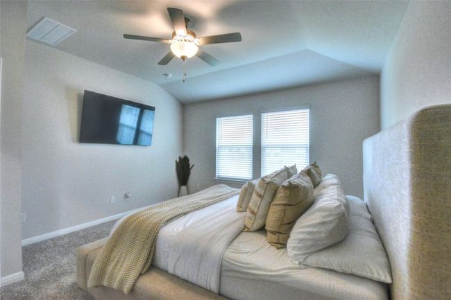 257 Fossil Dr, House other with 4 bedrooms, 2 bathrooms and 2 parking in Kyle TX | Image 21