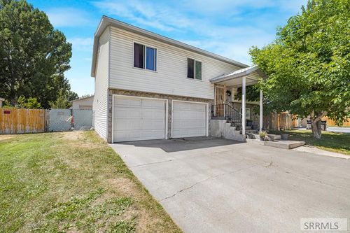 867 Coachman Dr, Idaho Falls, ID, 83402-2492 | Card Image