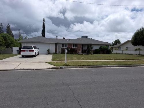 469 E San Jose Ave, Fresno, CA, 93710-6811 | Card Image