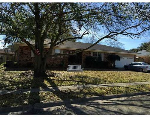 4204 Bluefish Ave, Pascagoula, MS, 39581-2102 | Card Image
