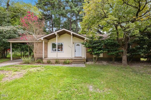 1033 Xavier Drive, Fayetteville, NC, 28311 | Card Image