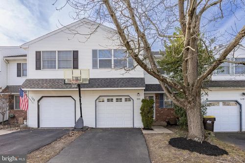 105 Bartlett Dr, NORTH WALES, PA, 19454-1448 | Card Image