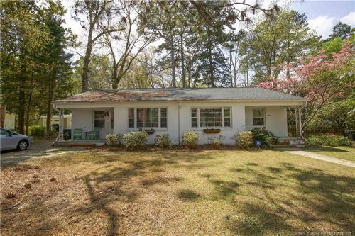 264 E Indiana Ave, Southern Pines, NC, 28387-6032 | Card Image