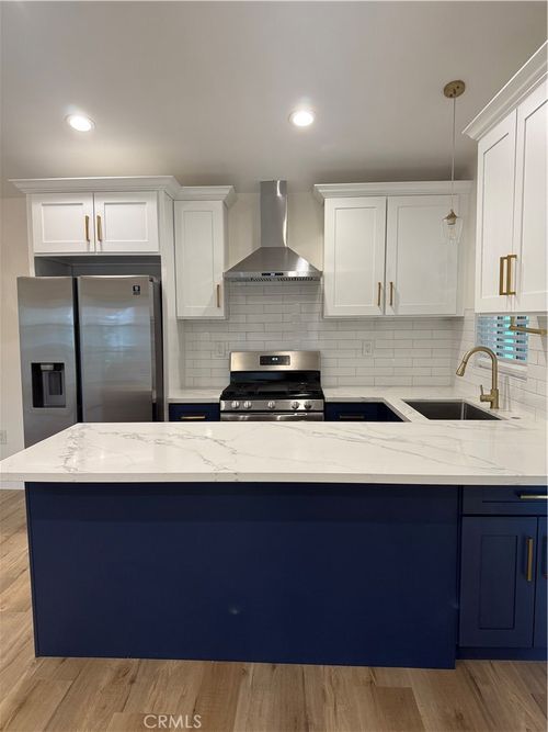 7842 11th St, Buena Park, CA, 90621-3405 | Card Image