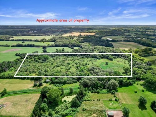 3050 96th St, Franksville, WI, 53126-9541 | Card Image