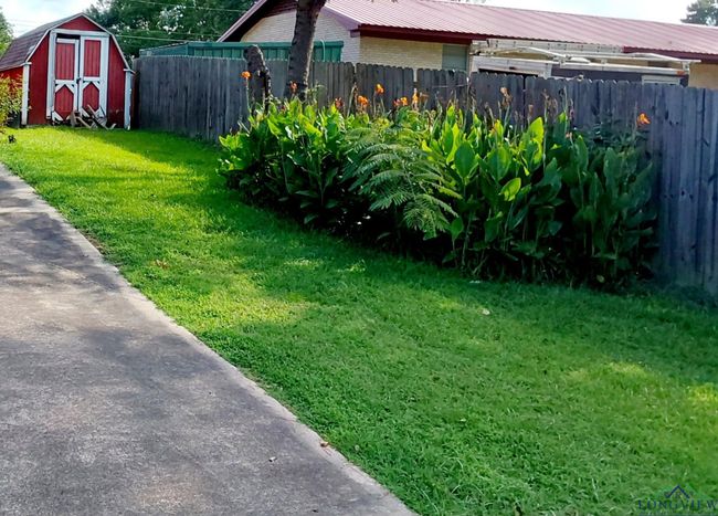1011 Hillcrest, House other with 3 bedrooms, 1 bathrooms and null parking in Linden TX | Image 27