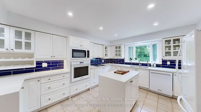 5 Mcnamara Crt, House other with 6 bedrooms, 3 bathrooms and 12 parking in Ajax ON | Image 5
