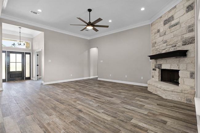 1134 Creekstone Trl, House other with 4 bedrooms, 2 bathrooms and 4 parking in Seguin TX | Image 16