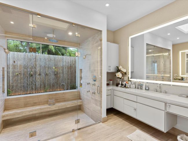 224 S Island, House other with 4 bedrooms, 6 bathrooms and null parking in Golden Beach FL | Image 70