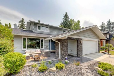 12222 Lake Erie Rd Se, House detached with 4 bedrooms, 3 bathrooms and 4 parking in Calgary AB | Image 1