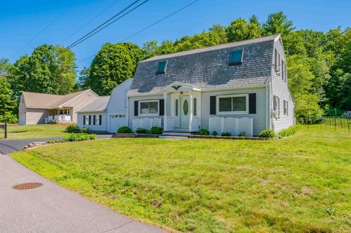 2 Wadleigh Ln, South Berwick, ME, 03908-1525 | Card Image