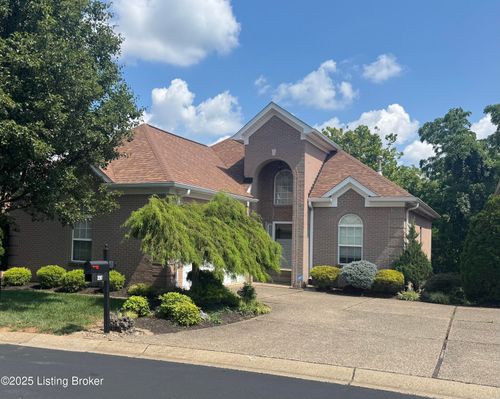 3207 Hurstbourne Springs Dr, Louisville, KY, 40220-5866 | Card Image