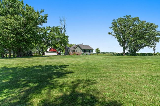 30789 5 Points Rd, House other with 3 bedrooms, 2 bathrooms and 6 parking in Kingston IL | Image 30
