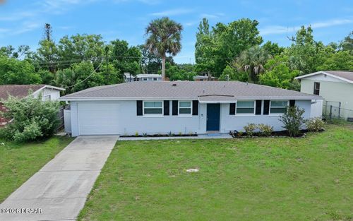 1045 Continental Dr, Daytona Beach, FL, 32117-3932 | Card Image