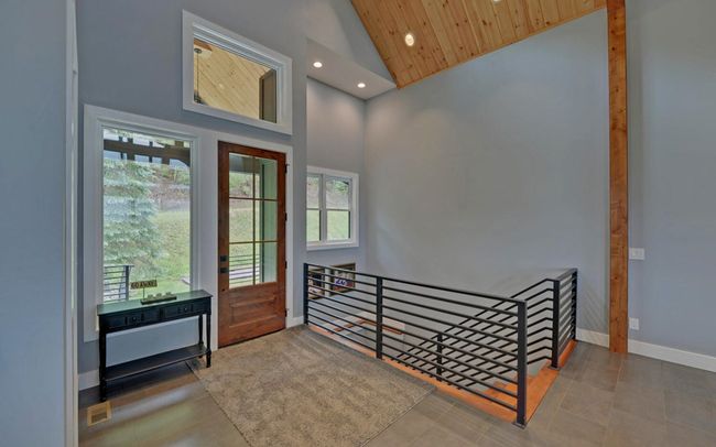 433 Hawkeye Trl, Home with 3 bedrooms, 3 bathrooms and null parking in Marble NC | Image 19