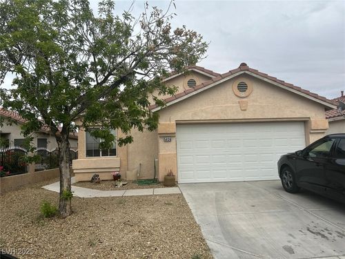 5836 Round Castle St, Las Vegas, NV, 89130-4921 | Card Image
