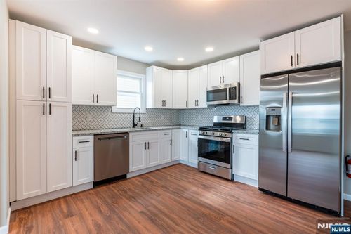 163 Jefferson St, Wood Ridge, NJ, 07075-1806 | Card Image