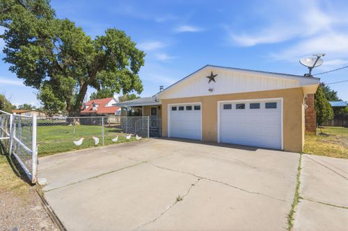 15 Whitehouse Rd, Los Lunas, NM, 87031-7543 | Card Image