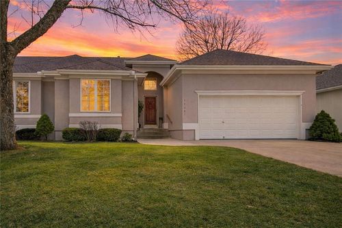 17221 E 44th Terrace Ct S, Independence, MO, 64055-5436 | Card Image