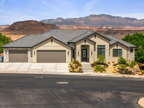 1094 W 2370 S, St George, UT, 84770-6172 | Card Image