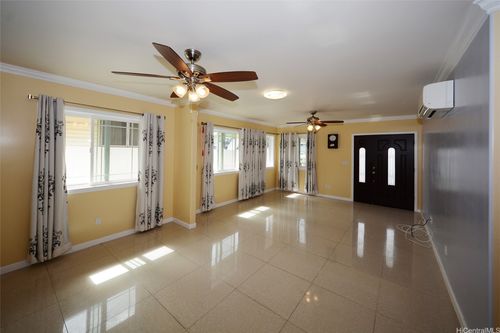 1517 Palolo Ave, Honolulu, HI, 96816-2515 | Card Image