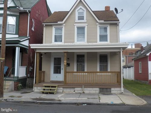 32 S 4th St, LEBANON, PA, 17042-5302 | Card Image