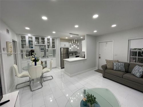 apt-103-1407 Ne 56th St, Fort Lauderdale, FL, 33334-6124 | Card Image