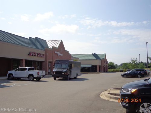 1818 N Old Us 23, Howell, MI, 48843-7192 | Card Image