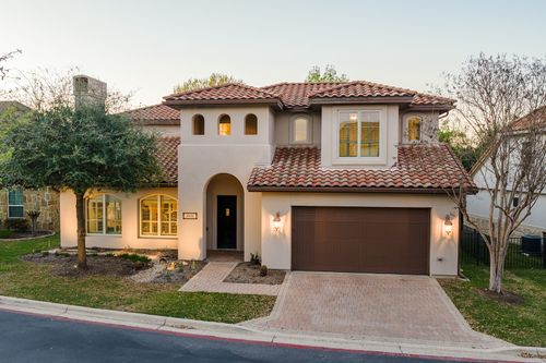 8916 Villa Norte Dr, Austin, TX, 78726-2356 | Card Image