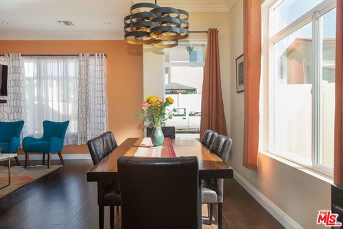 7617 Lilly Way, North Hollywood, CA, 91605-3064 | Card Image