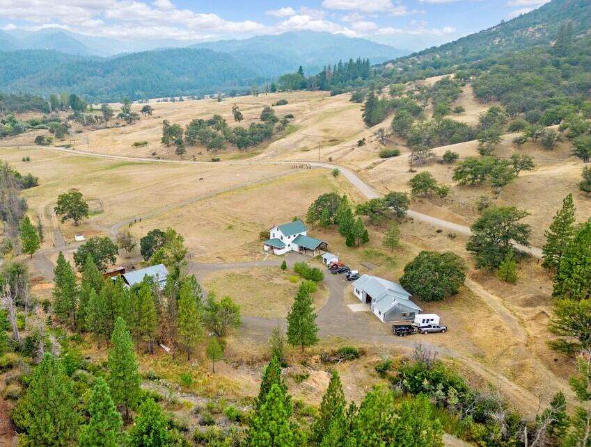 Colestin Rd, Ashland, OR 97520