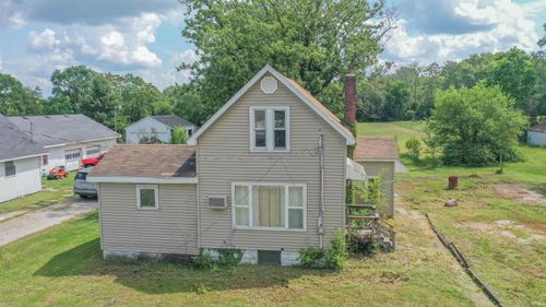 301 N Starke St, Hamlet, IN, 46532-9704 | Card Image