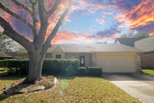 3122 Mosby Dr, Sugar Land, TX, 77479-1615 | Card Image