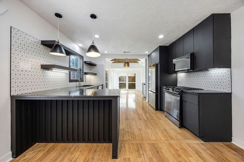 1310 Walton St, Houston, TX, 77009-3038 | Card Image