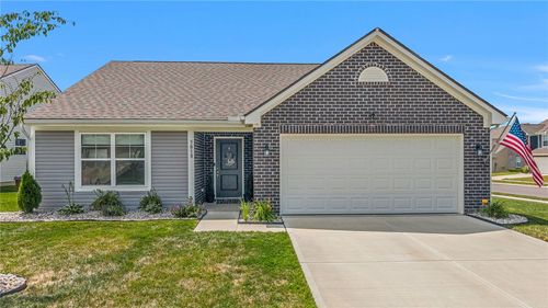 5018 Willow Rd, Clayton, OH, 45315-6512 | Card Image