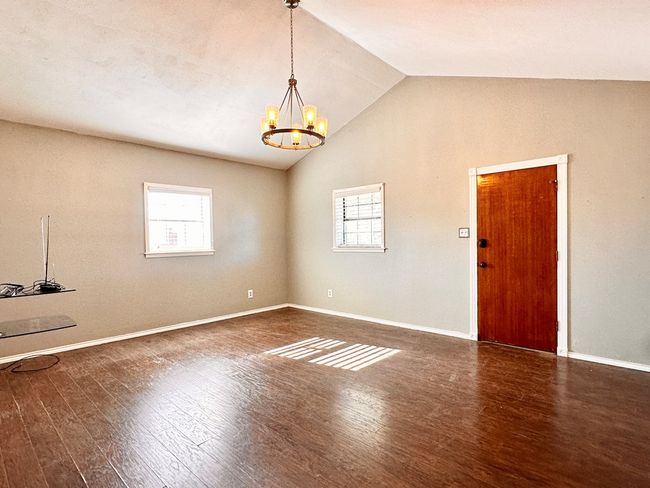 823 W 7 Th St, House other with 4 bedrooms, 2 bathrooms and 1 parking in Big Spring TX | Image 8