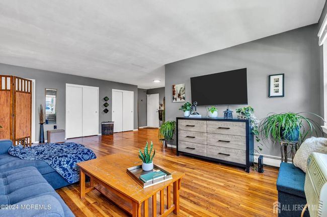 32 Woodedge Ave, Townhouse with 1 bedrooms, 1 bathrooms and null parking in Edison NJ | Image 8