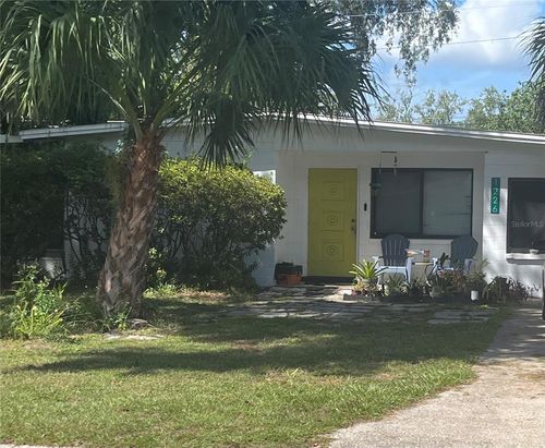1226 17th Ave, GAINESVILLE, FL, 32609-3825 | Card Image