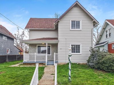 525 Flynn Ave, House other with 3 bedrooms, 2 bathrooms and null parking in Carnegie PA | Image 1