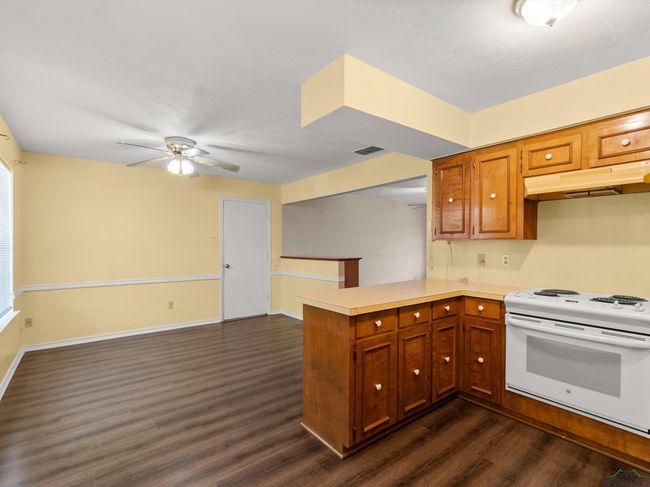 1208 Family World, House other with 3 bedrooms, 1 bathrooms and null parking in Big Sandy TX | Image 9