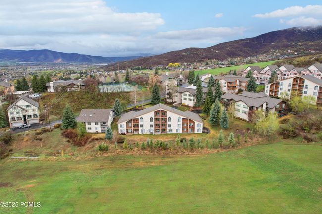 4 - 984 Uri Ln, Condo with 2 bedrooms, 3 bathrooms and null parking in Midway UT | Image 27