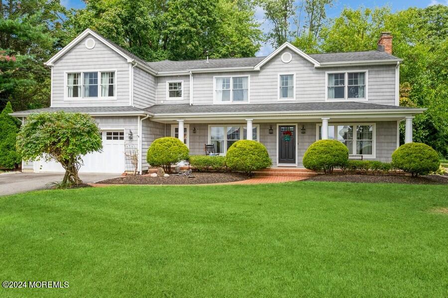 Conover Ln, Red Bank, NJ 07701