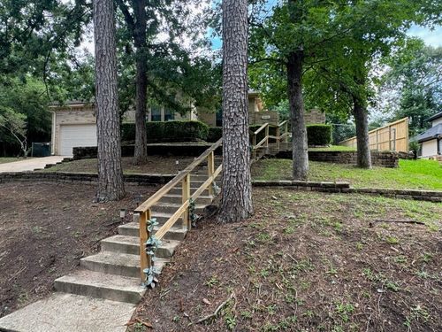 2232 Azalea Cir, Huntsville, TX, 77340 | Card Image