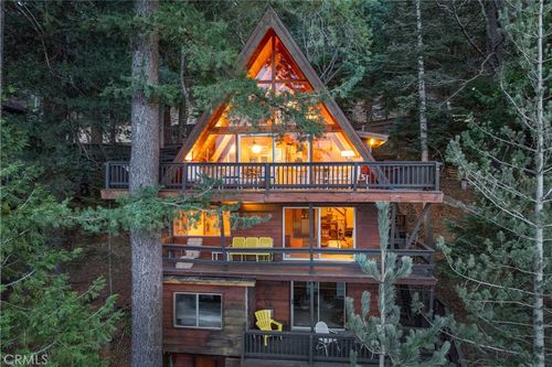 24032 Skyland Dr, Crestline, CA, 92325-9330 | Card Image