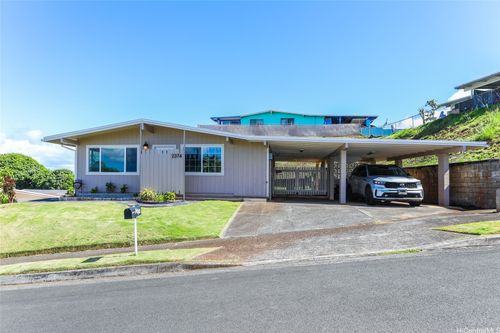 2374 Ahaiki St, Pearl City`, HI, 96782-1110 | Card Image