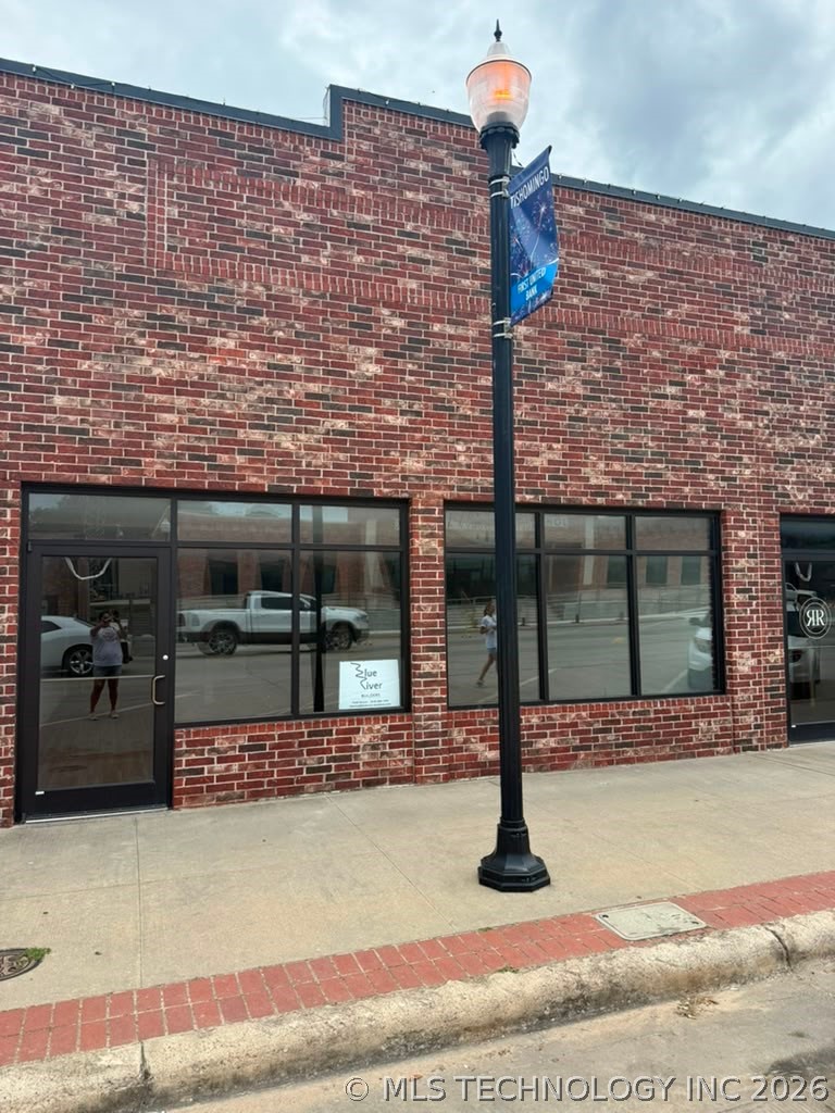 316 Main St, Tishomingo, OK 73460