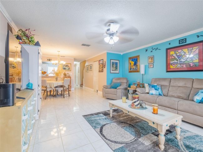 280 - 1424 Nw 97 Th Ter, Townhouse with 2 bedrooms, 3 bathrooms and null parking in Pembroke Pines FL | Image 10