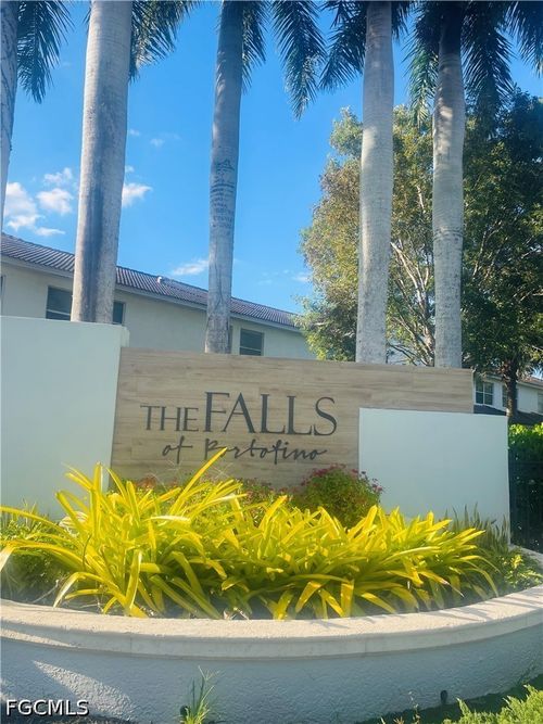 2705-7073 Venice Way, NAPLES, FL, 34119-9640 | Card Image