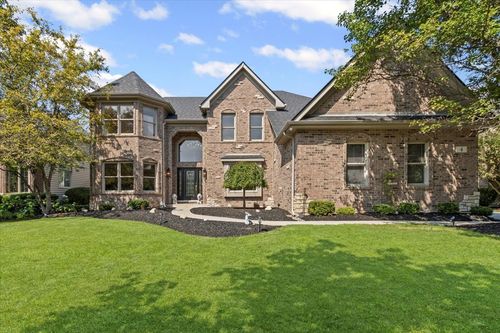 4 Persimmon Ln, South Elgin, IL, 60177-3732 | Card Image