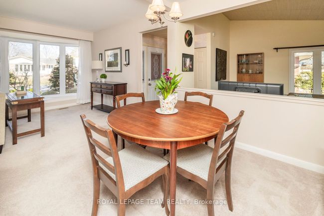 24 Ellery Cres, House other with 3 bedrooms, 2 bathrooms and 4 parking in Nepean ON | Image 15